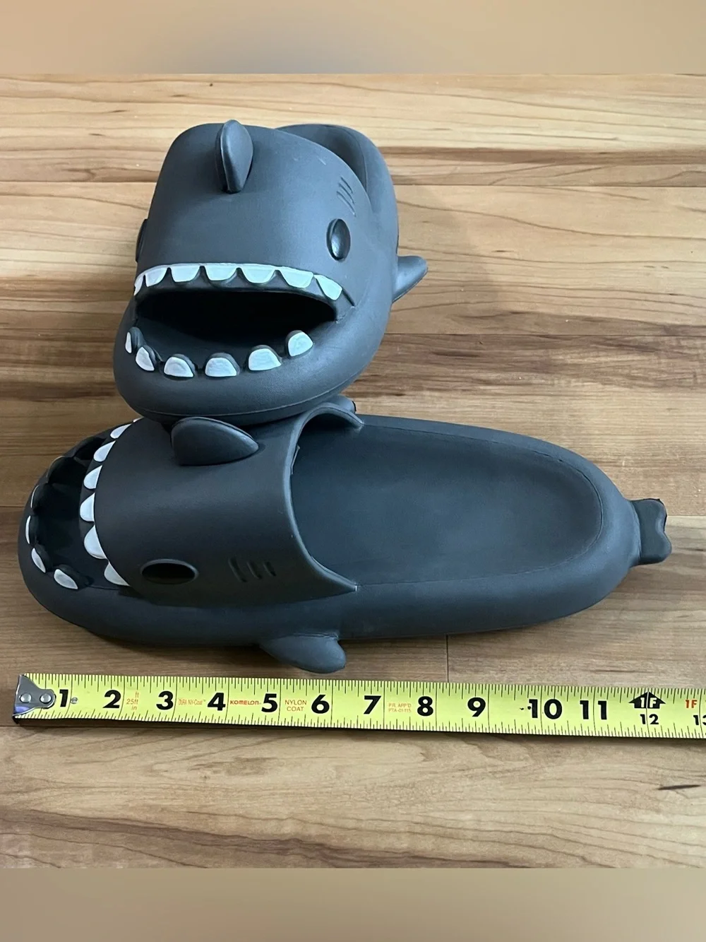 Unbranded Shark Foam Slide Slippers Gray EU 44-45 US Men’s 10-11